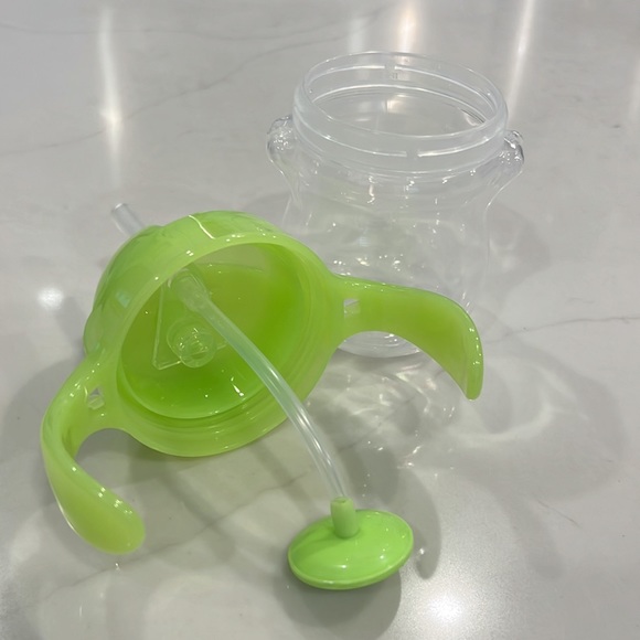 Munchkin 7oz Click Lock Weighted Flexi Straw Cup - Green - Picture 4 of 7